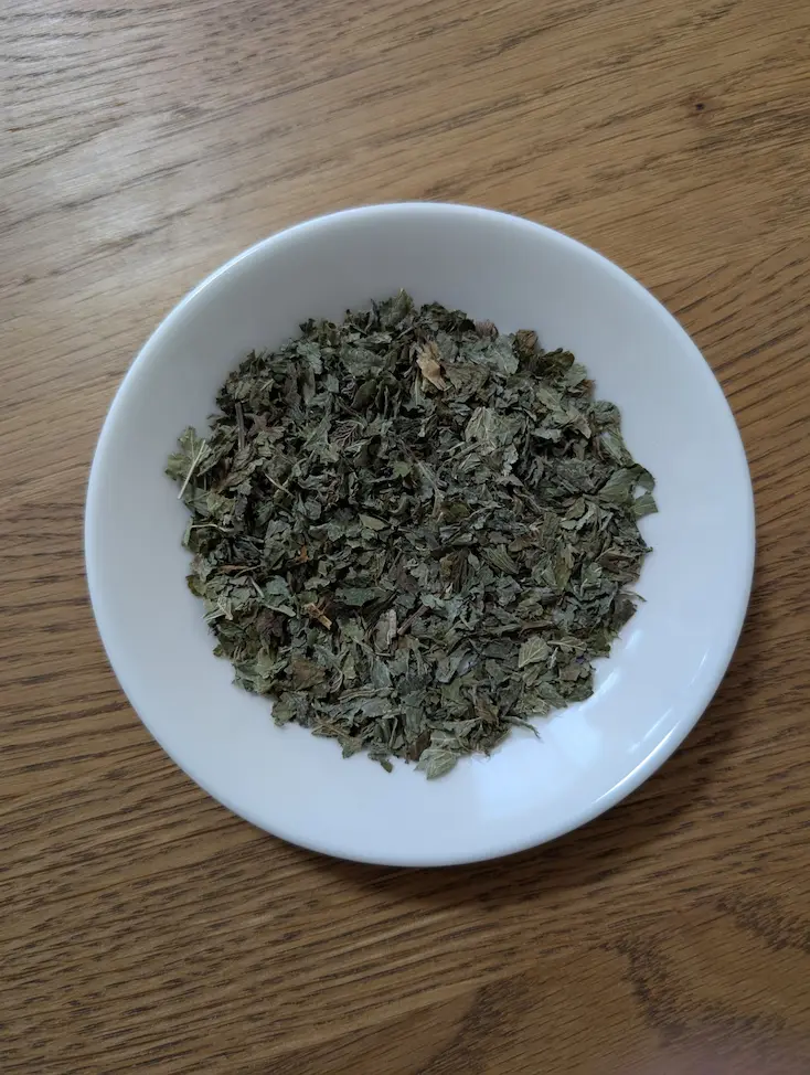 レモンバームのドライの葉